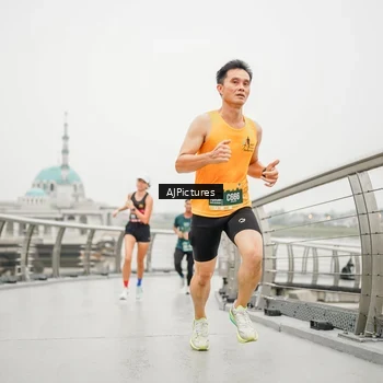 Runner Photo 8594185