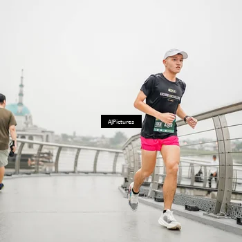 Runner Photo 8594190