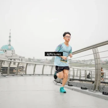Runner Photo 8594199