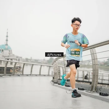 Runner Photo 8594200