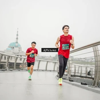Runner Photo 8594204