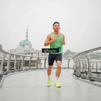 Runner Photo 8594211