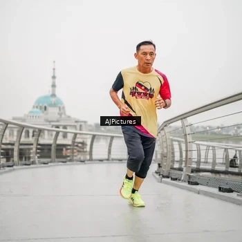 Runner Photo 8594212