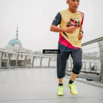 Runner Photo 8594215