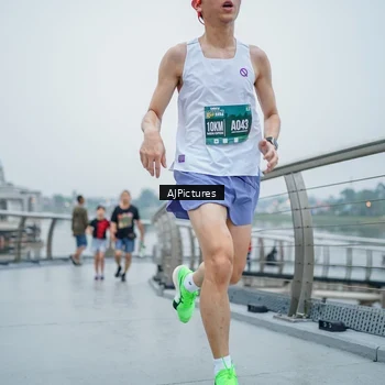 Runner Photo 8594230
