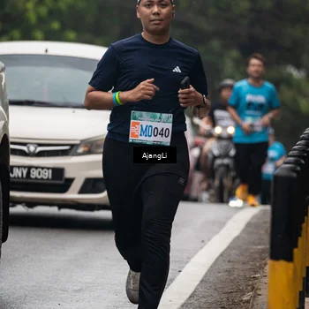 Runner Photo 8594251