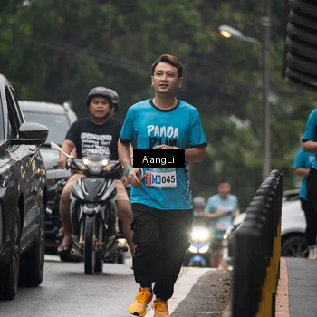 Runner Photo 8594258