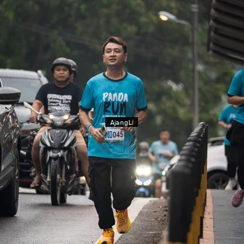 Runner Photo 8594265