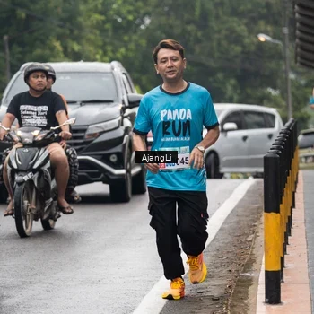 Runner Photo 8594272