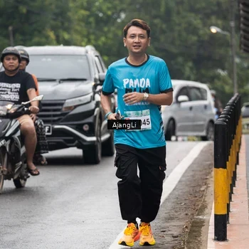 Runner Photo 8594273