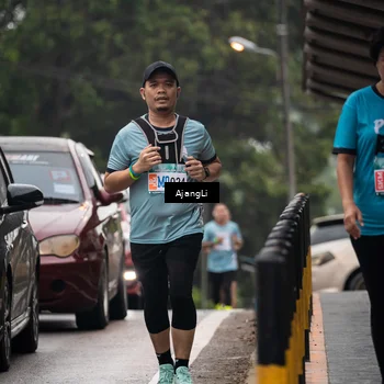 Runner Photo 8594333
