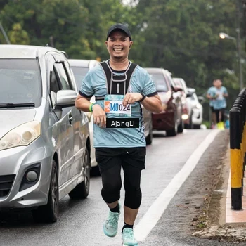 Runner Photo 8594342