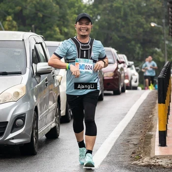 Runner Photo 8594343