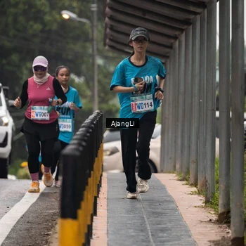 Runner Photo 8594368