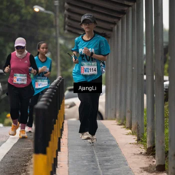 Runner Photo 8594369