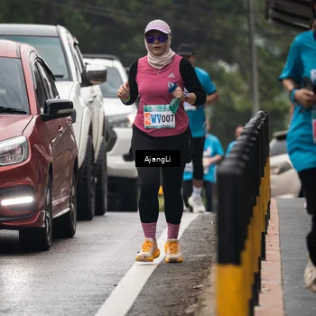 Runner Photo 8594372