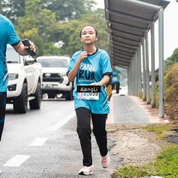 Runner Photo 8594391