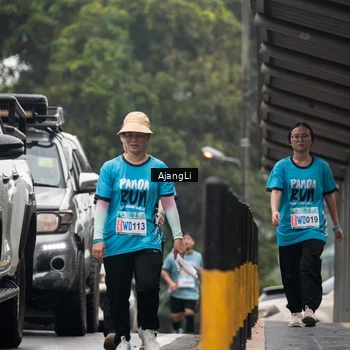 Runner Photo 8594394
