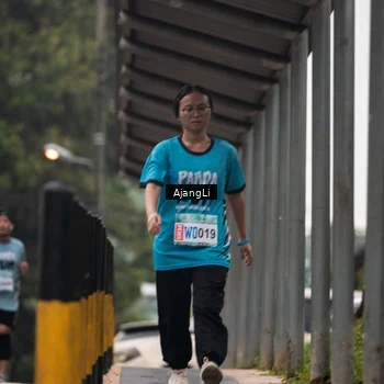 Runner Photo 8594401