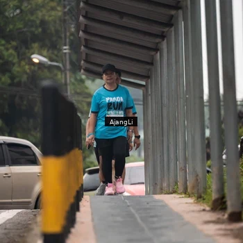 Runner Photo 8594421