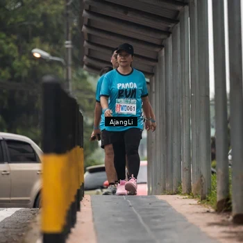 Runner Photo 8594422