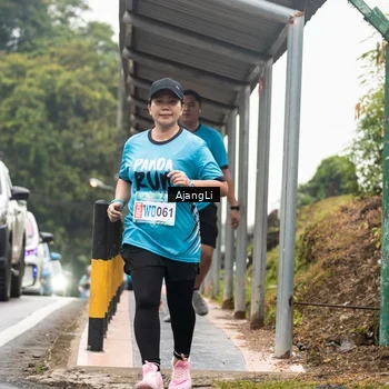 Runner Photo 8594423