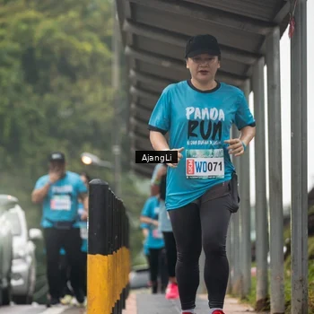 Runner Photo 8594443