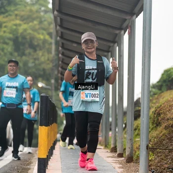 Runner Photo 8594450