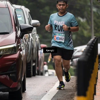 Runner Photo 8594479
