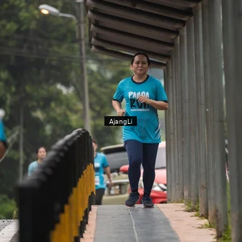 Runner Photo 8594496