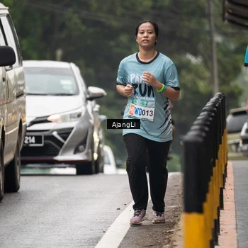 Runner Photo 8594513