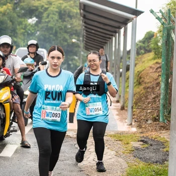 Runner Photo 8594521