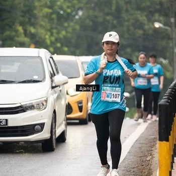 Runner Photo 8594536