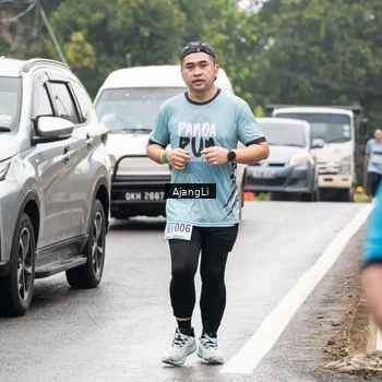 Runner Photo 8594572