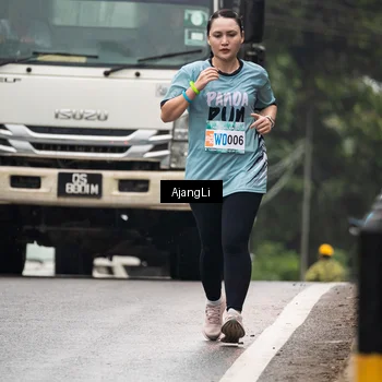 Runner Photo 8594576