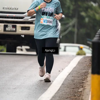 Runner Photo 8594578
