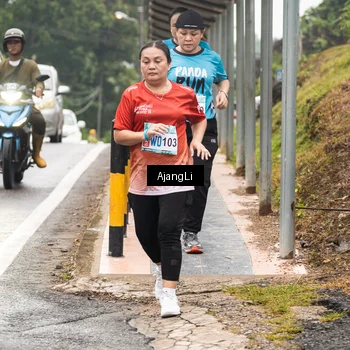 Runner Photo 8594603