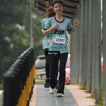 Runner Photo 8594706