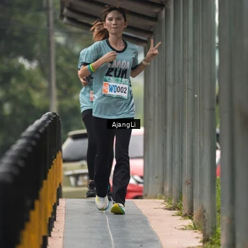 Runner Photo 8594707