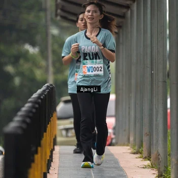 Runner Photo 8594712
