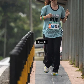 Runner Photo 8594713