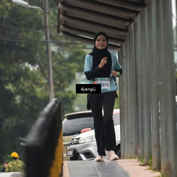 Runner Photo 8594733