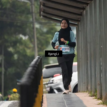 Runner Photo 8594734