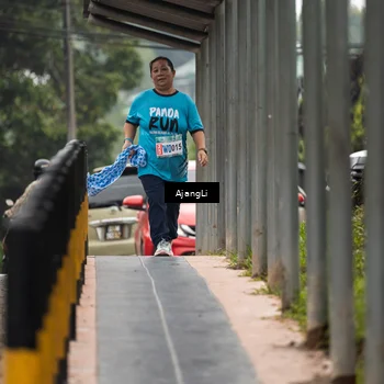 Runner Photo 8594876