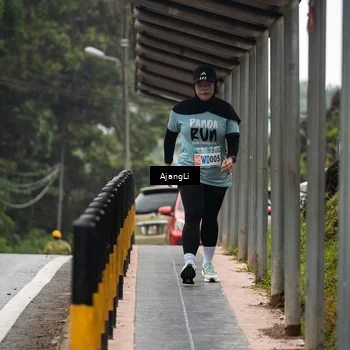 Runner Photo 8594974