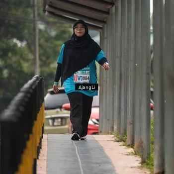 Runner Photo 8594981