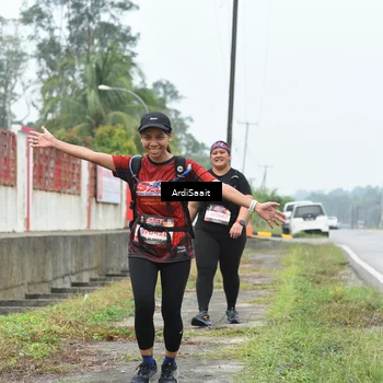 Runner Photo 8595001