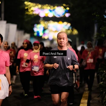 Runner Photo 8597023
