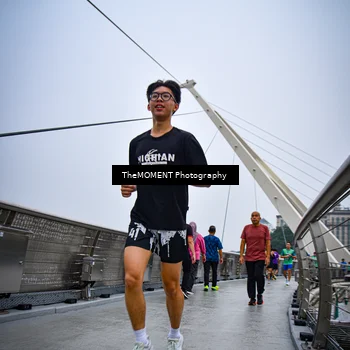 Runner Photo 8599783