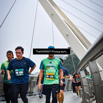 Runner Photo 8602100